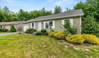14 Fox Hollow Dr, Auburn, ME 04210