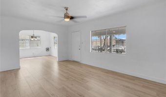 902 N Mayo Ave, Compton, CA 90221