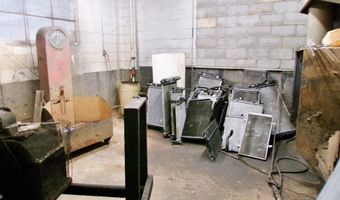 902 CLYDESDALE Ave, Anniston, AL 36201