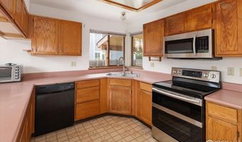 1660 Emerald St, Broomfield, CO 80020