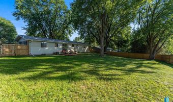 404 Jefferson Dr, Alcester, SD 57001