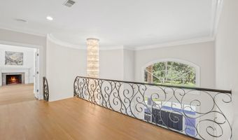 10823 LOCKLAND Rd, Potomac, MD 20854