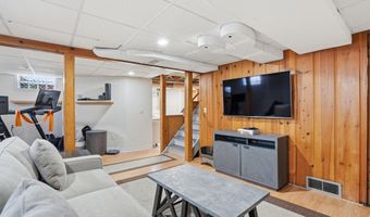 1102 Arborview Blvd, Ann Arbor, MI 48103