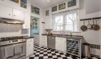 109 S Lake Ave, Albany, NY 12208