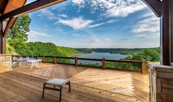 300 Eagle Point Dr, Albany, KY 42602
