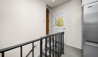 2125 Needham Rd, Ann Arbor, MI 48104