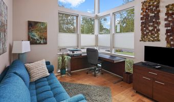 2749 NW Shields Dr, Bend, OR 97703