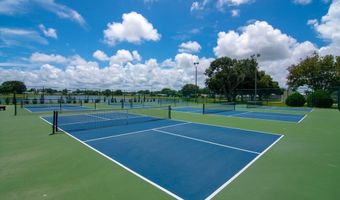 610 Royal Tern Dr, Barefoot Bay, FL 32976