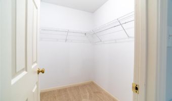 570 Castle Ridge Dr, Ballwin, MO 63021