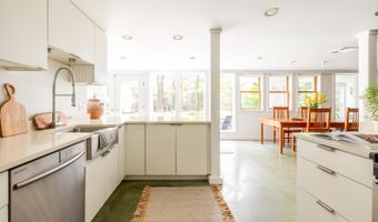 30-40 Fawn Ln, Accord, NY 12404