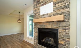 1018 Bluestem Cir, Baldwin City, KS 66006