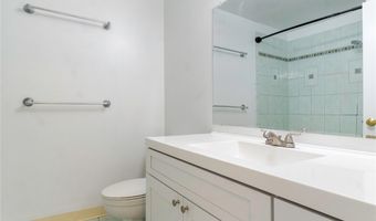 350 Aoloa St B240, Kailua, HI 96734