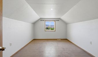 56005 N Thomas Rd, Benton City, WA 99320