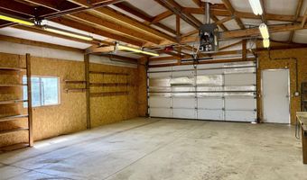 702 W 1st St, Albion, WA 99102