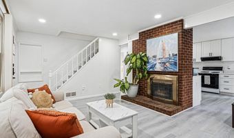 4 CALVIN Ct, Rockville, MD 20851