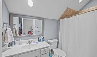 1701 Shady Creek Rd, Ayden, NC 28513