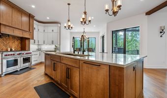 14051 Big Rock Way, Bigfork, MT 59911