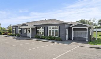 162 Buttonwood Dr, Brattleboro, VT 05301