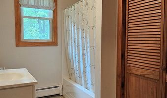 13 N Shore Dr, Barnstead, NH 03225
