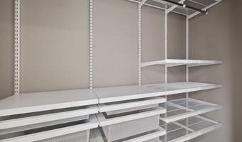 1455- B N VAN DORN St, Alexandria, VA 22304