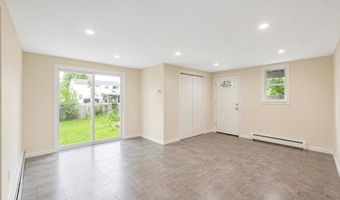41 Madison Ave, Amityville, NY 11701