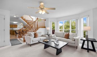 1214 Westrun Dr, Ballwin, MO 63021
