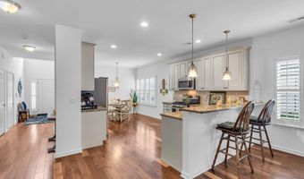 31 Twilight Dr, Barnegat, NJ 08005