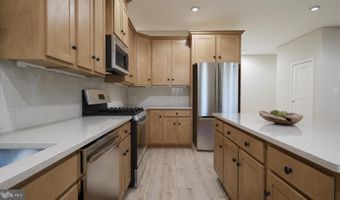 21843 BECKHORN STATION Ter, Broadlands, VA 20148