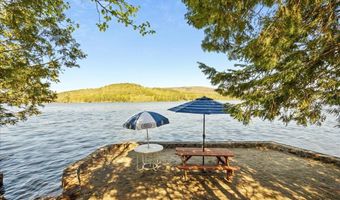 536 E Shore Dr, Adirondack, NY 12808