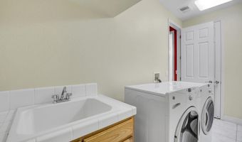 4068 Barn Hollow Way, Antioch, CA 94509