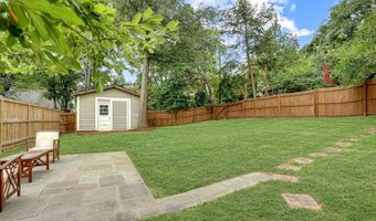 1130 17TH St S, Arlington, VA 22202