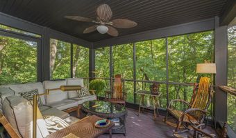 106 E Idler Ave, Beverly Shores, IN 46301