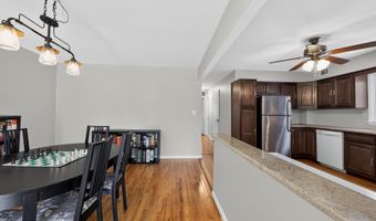7 Gregg Ln, Bayonne, NJ 07002