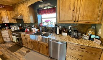 95 AUBURN FOREST Rd, Auburn, WY 83111