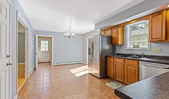 40 Guptill Rd, Belgrade, ME 04917