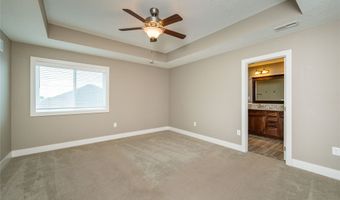 506 NW Ridgeline Dr, Ankeny, IA 50023