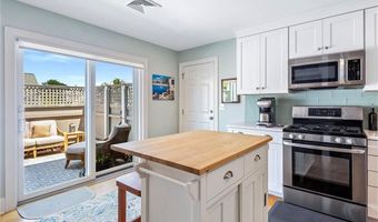 406 Corey Ln, Middletown, RI 02842