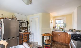 19 Granite St, Auburn, ME 04210