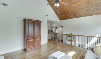 1373 Mountain Lake Dr, Auburn, GA 30011