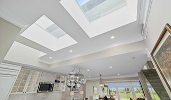 50 SEMINOLE LANDING Rd, Atlantic Beach, FL 32233