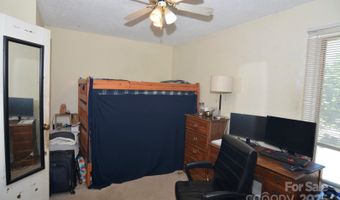 141 Colony Dr, Arden, NC 28704