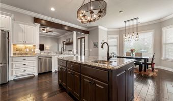 4502 NE Birchgrove Pl, Bentonville, AR 72712