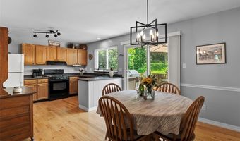 288 Brightfield Dr, Ballwin, MO 63021