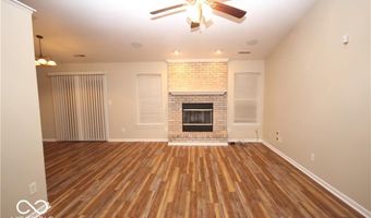 556 Hollowood Ln, Avon, IN 46123