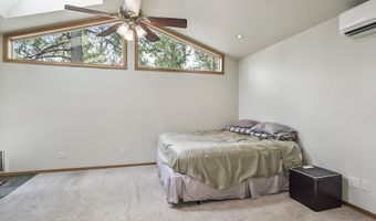 1115 NE Burnside Ave, Bend, OR 97701