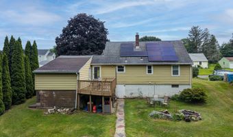 18 Leslie Ct, Bristol, CT 06010