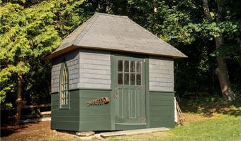 6 June Way, Little Compton, RI 02837