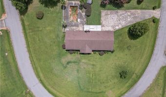 216 Skyland Dr, Belton, SC 29627