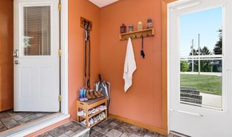 3045 Hales Mill Rd, Asbury, IA 52002