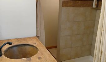 75 Lakeview Cir, Alma, KS 66401